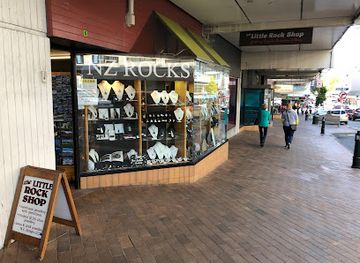 new-zealand/dunedin/shop/little-rock-shop