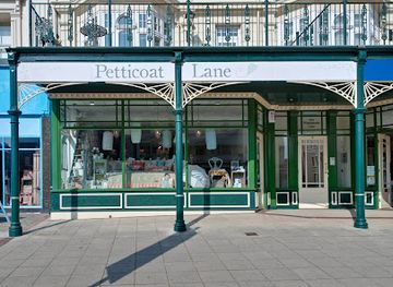 united-kingdom/llandudno/shop/petticoat-lane