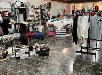 indiana/kokomo/shop/precious-beauties-boutique