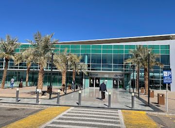 saudi-arabia/tabuk-mountains/shop/prince-sultan-bin-abdulaziz-international-airport