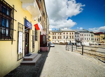 poland/lublin/stare-miasto/shop/polska-marka-sklep-z-pamiatkami-lublin-sklep-patriotyczny-magnets-souvenirs