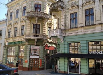 ukraine/chernivtsi/central-square/shop/mozzarella