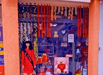 ghana/gwira/shop/pixie-gift-castle