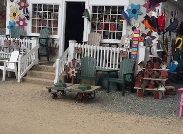 new-hampshire/lake-winnipesaukee/shop/casual-cape-llc