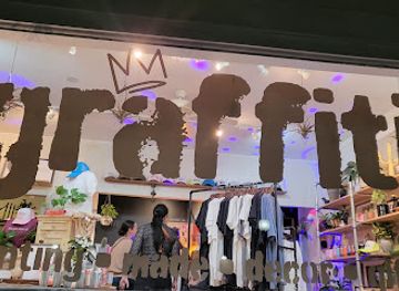 florida/sarasota/downtown-sarasota/shop/graffiti-srq