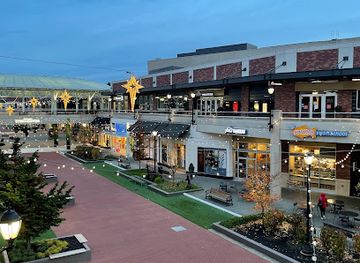 washington/redmond/shop/redmond-center