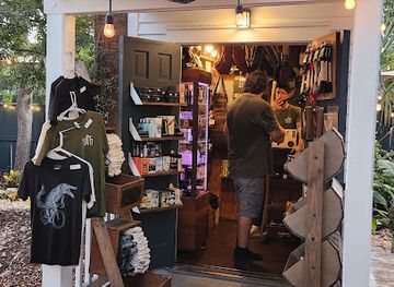 florida/st-augustine/shop/mustache-merchant-of-man-crafts