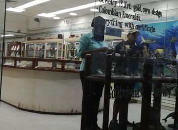 colombia/san-andres-island/shop/esmeraldas-colombianas