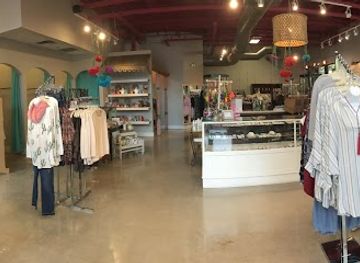 texas/south-texas/shop/adelante-boutique