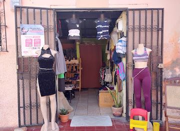 nicaragua/mombacho-volcano/shop/nicole-fashion-boutique