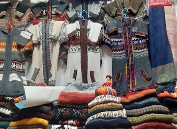 peru/andean-highlands/shop/arisha-andean-store