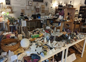 kentucky/outer-bluegrass/shop/creatures-of-whim