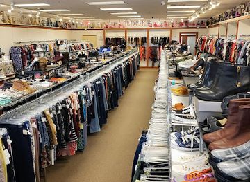 washington/deception-pass-state-park/shop/adora-consignment