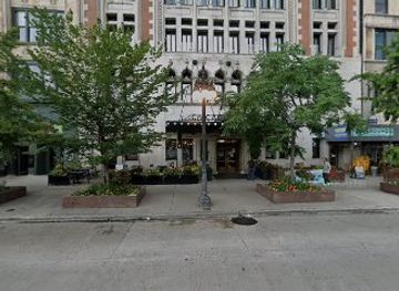 illinois/chicago/millennium-park/shop/chicago-athletic-association-gift-shop