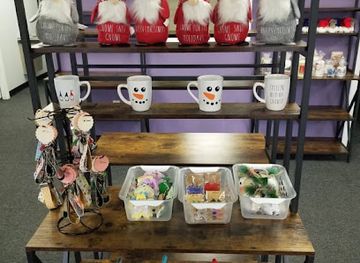 maryland/hagerstown/shop/clover-ivy-gift-shop