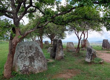 laos/plain-of-jars/shop/plain-of-jars-site-2