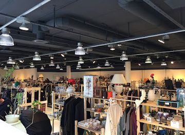 denmark/hillerod/shop/kirppu