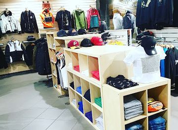 switzerland/lake-geneva-region/shop/exclusive-shop