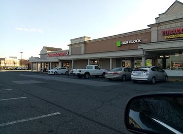 virginia/fredericksburg/shop/fredericksburg-shopping-center