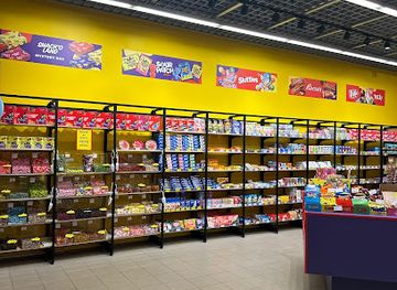 latvia/cesis/shop/snackoland-globuss