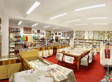 czechia/cesky-krumlov/shop/bohemia-gallery