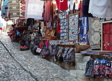 albania/malesia/shop/souvenir-albani