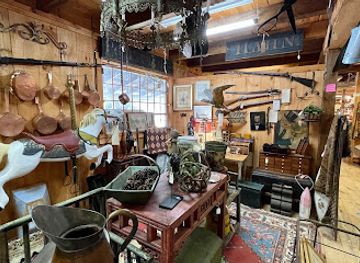 maine/cumberland-county/shop/wiscasset-antiques-mall
