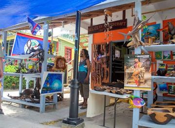 belize/stann-creek-district/shop/belizean-handicraft-placencia