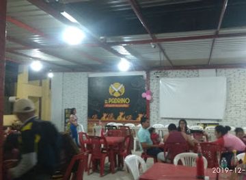 ecuador/manabi-region/shop/plaza-santa-cruz