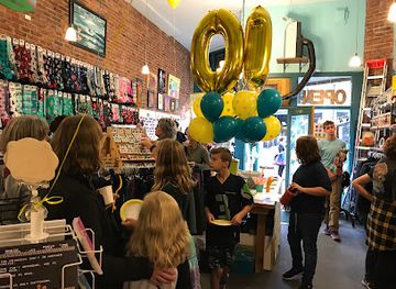 washington/seattle/shop/monster