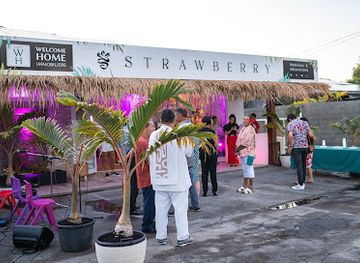 french-polynesia/tahiti/punaauia/shop/strawberry-boutique