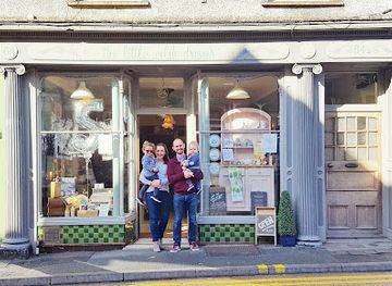 united-kingdom/carmarthenshire/shop/the-little-welsh-dresser