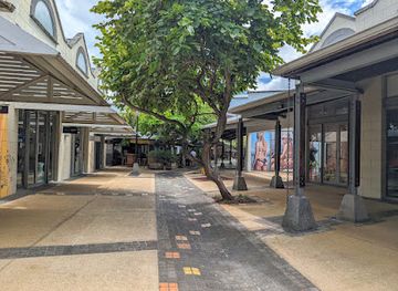 mauritius/flic-en-flac/shop/roxy-cascavelle