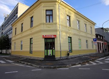 croatia/moslavina/shop/zoo-luna