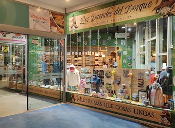 argentina/central-patagonia/shop/las-olas-shopping