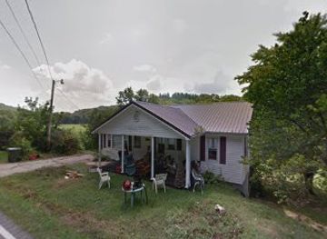 kentucky/red-river-gorge-geological-area/shop/jj-s-mini-mart