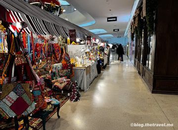 thailand/central-thailand/shop/central-embassy