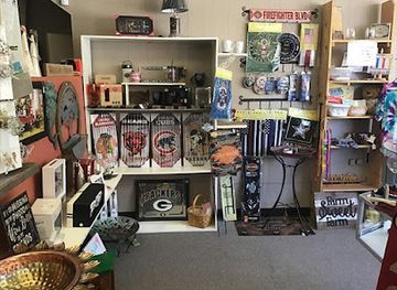 illinois/matthiessen-state-park/shop/country-cottage-inc