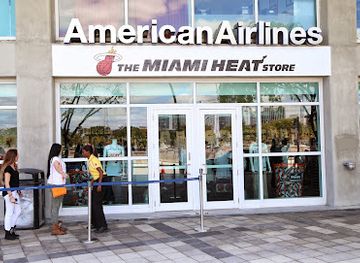 florida/gold-coast/shop/the-miami-heat-store-at-kaseya-center