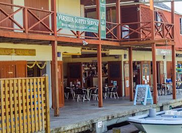 antigua-and-barbuda/nelson-s-dockyard/shop/dockside-liquors-supermarket