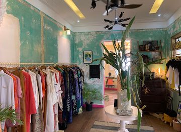 ghana/wli-nature-reserve/shop/elle-lokko