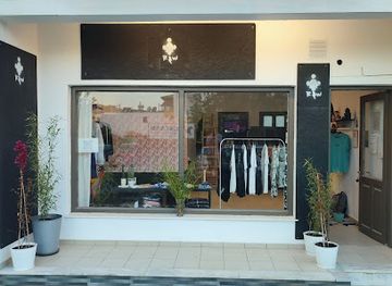 greece/volos/shop/rew-custom-clothing