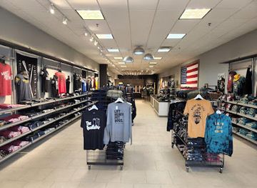 south-carolina/north-charleston/shop/born-united