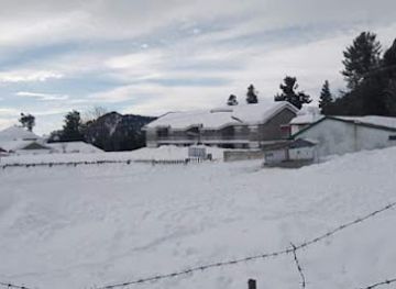 pakistan/murree/shop/ayubia-garments-maniari-centre