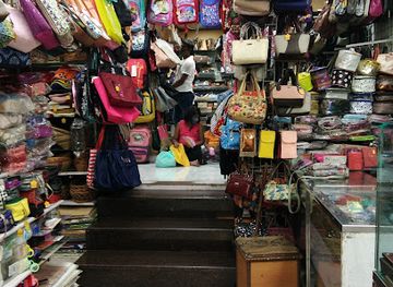 india/mahabaleshwar/shop/toshaniwal-shopping-house