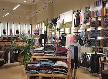 united-arab-emirates/dubai-marina/shop/lululemon-dubai-marina