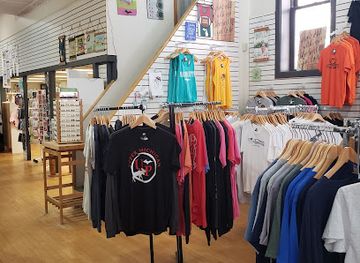 michigan/marquette/shop/yooper-casual