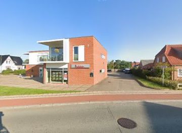 denmark/himmelbjerget/shop/red-cross-op-shop