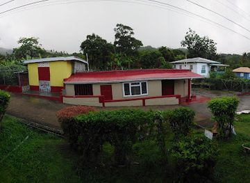 grenada/levera-beach/shop/stephen-and-son-s-convenience-corner