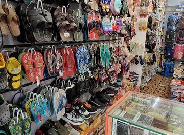 india/guwahati/shop/unique-bags-footwear